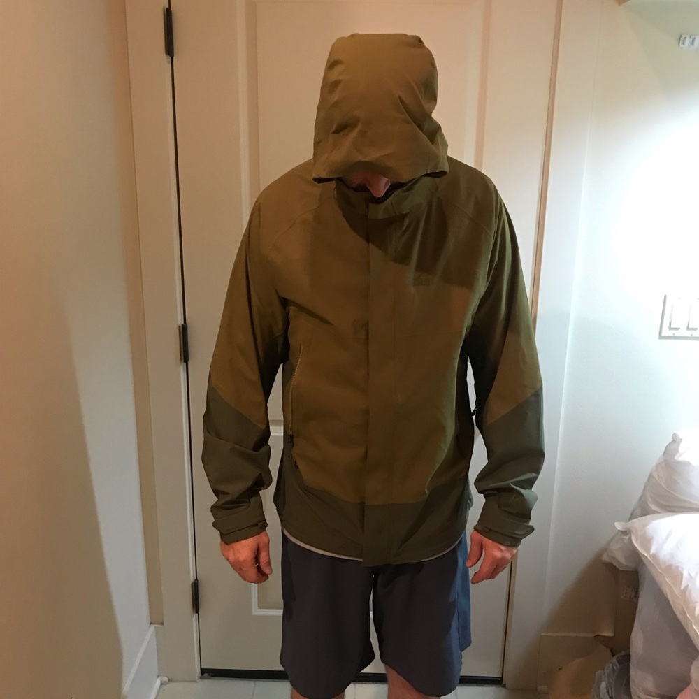 Men’s REI rain jacket